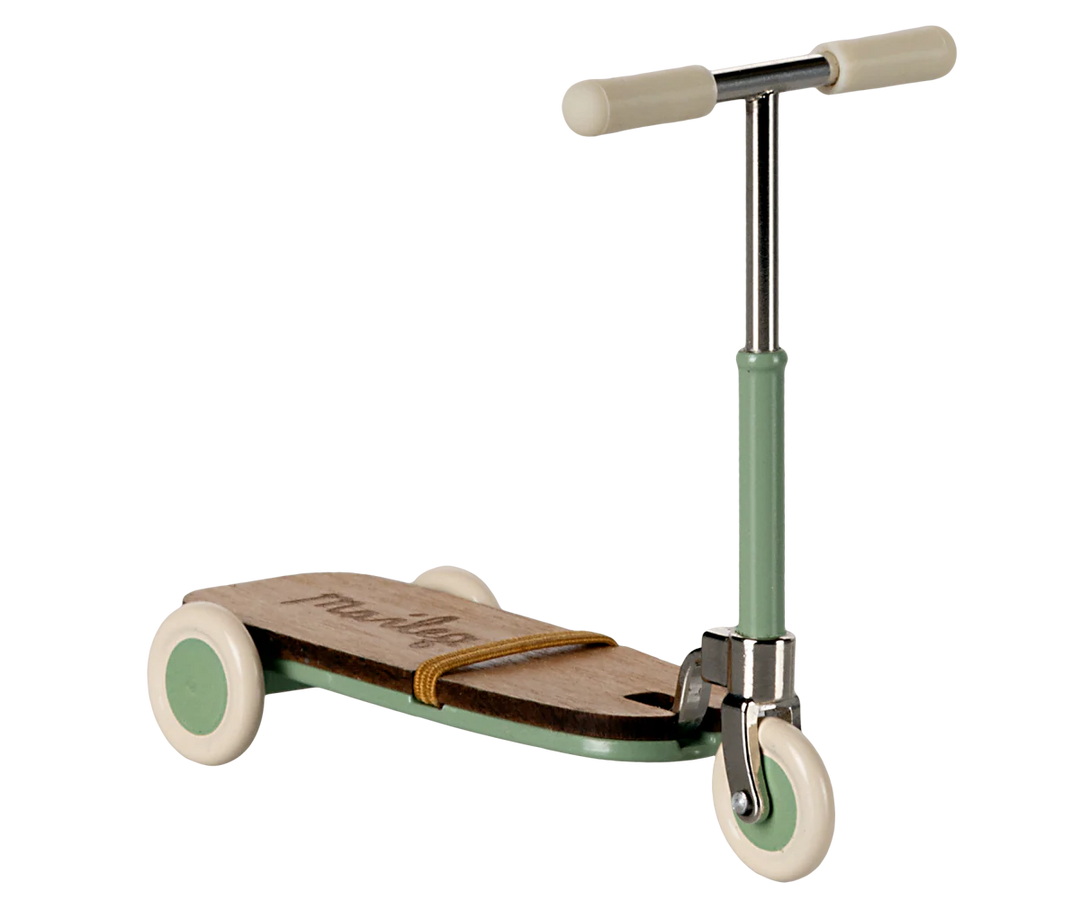Maileg Kick Board for Mouse (Mint)