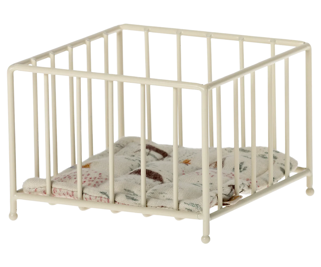 Maileg Playpen