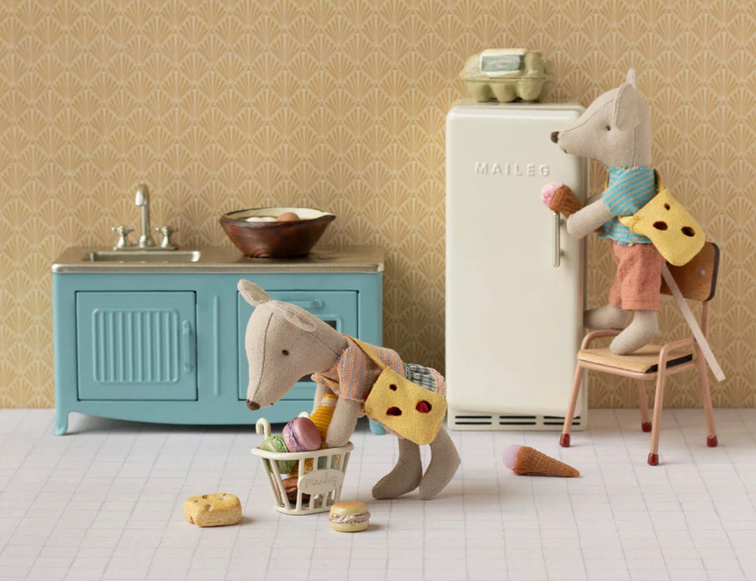 Maileg Kitchen