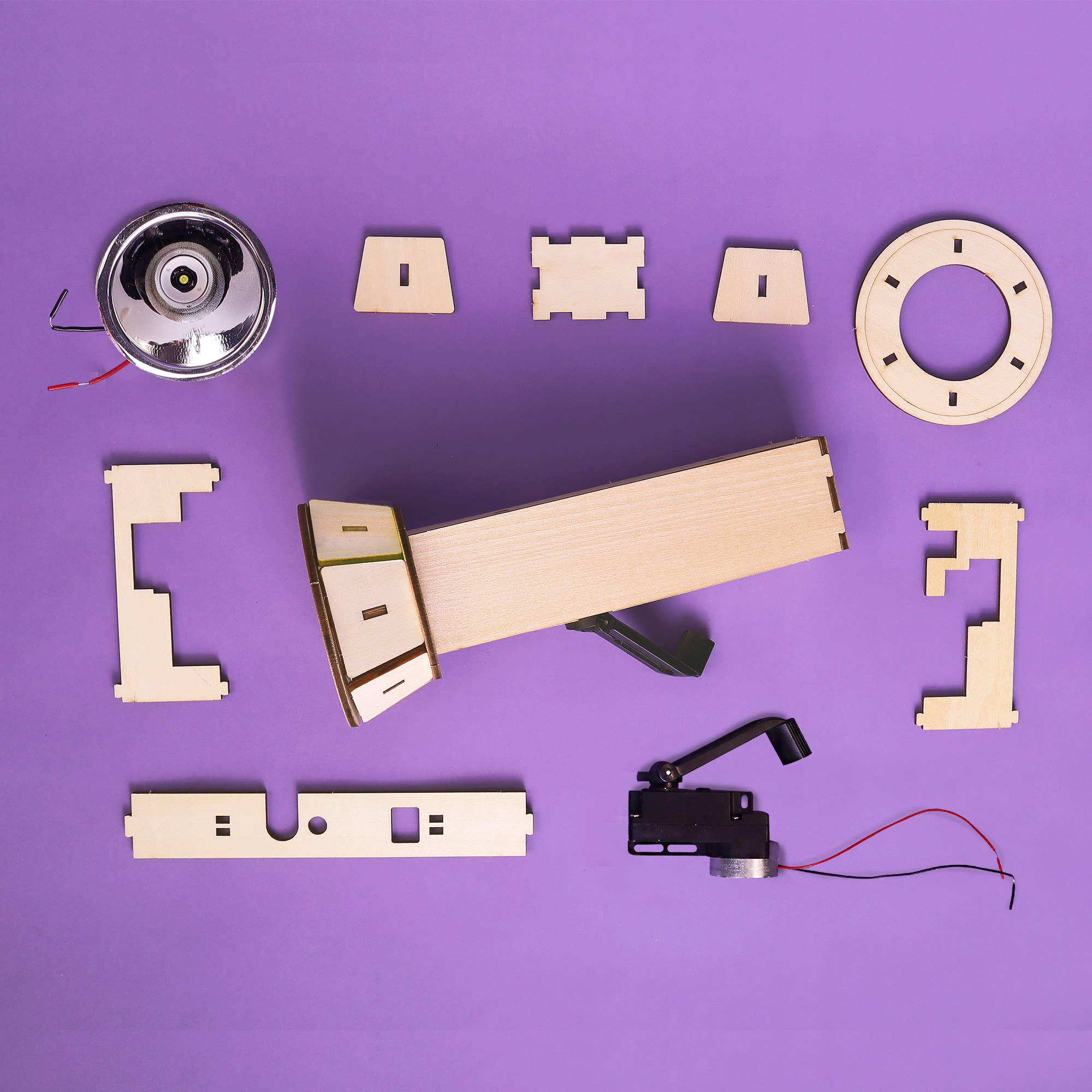 Hand-Crank Flashlight DIY Kit, Educational STEM Toy for Kids