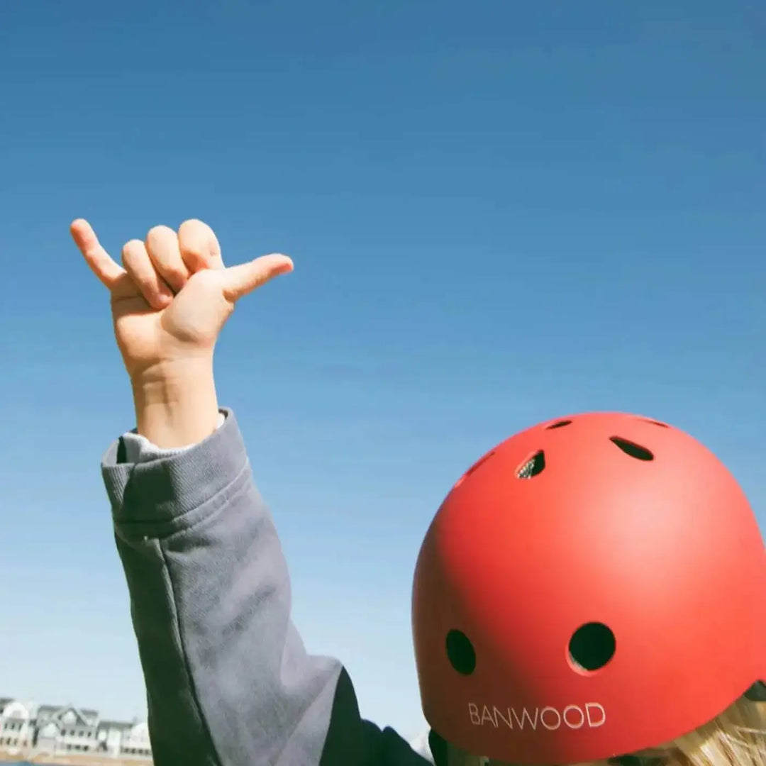 Bike Helmet by Banwood - red