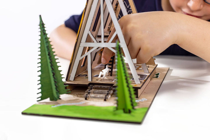 Evergreen Cabin – Architectural Model Making Kit