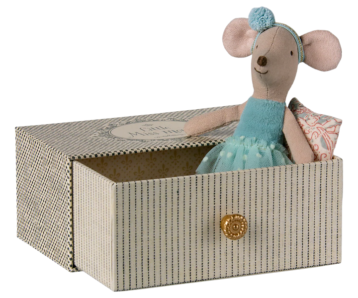 Dance Mouse in Daybed, Blue