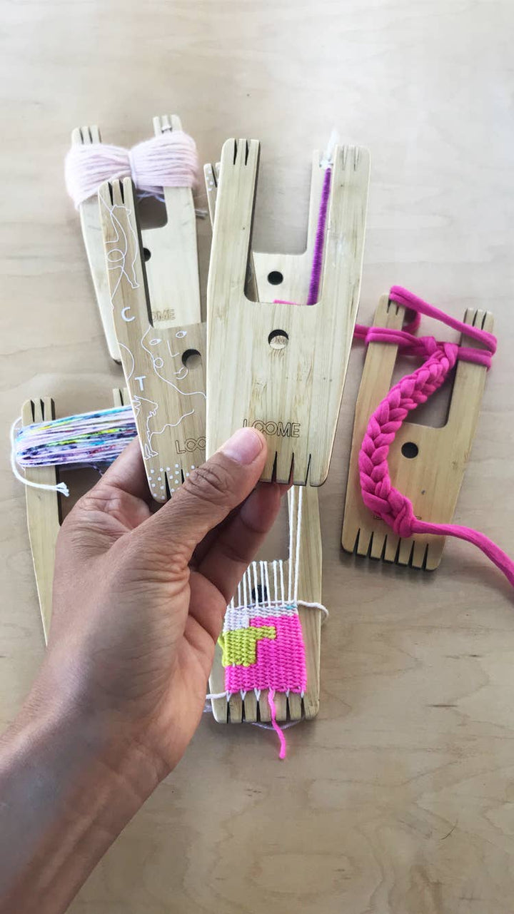 5-IN-1 Pom Pom Maker
