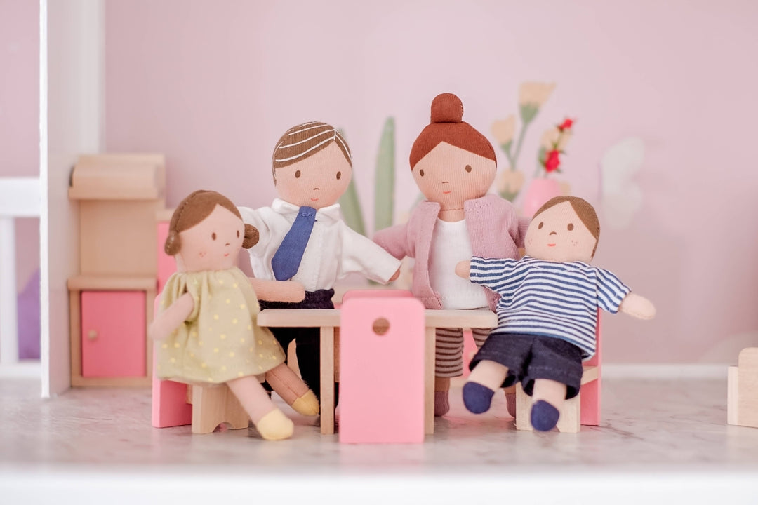 Tiny Doll Family