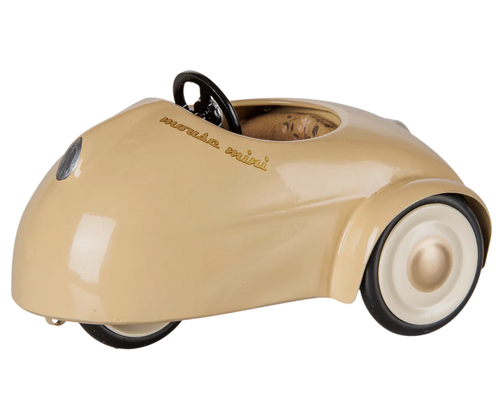 *Preorder* Maileg Car, Mouse - Wheat (estimated arrival mid August)