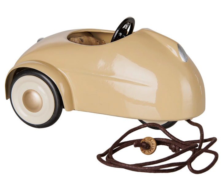 *Preorder* Maileg Car, Mouse - Wheat (estimated arrival mid August)