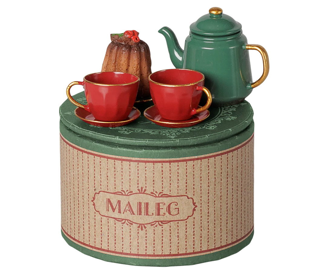 *Preorder* Maileg Christmas Tea Party, Mouse - Red/Green (estimated arrival early October)