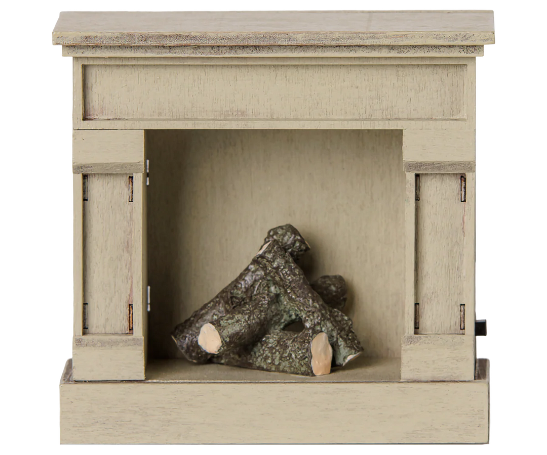 *Preorder* Maileg Fireplace, Mouse - Off White (estimated arrival mid August)