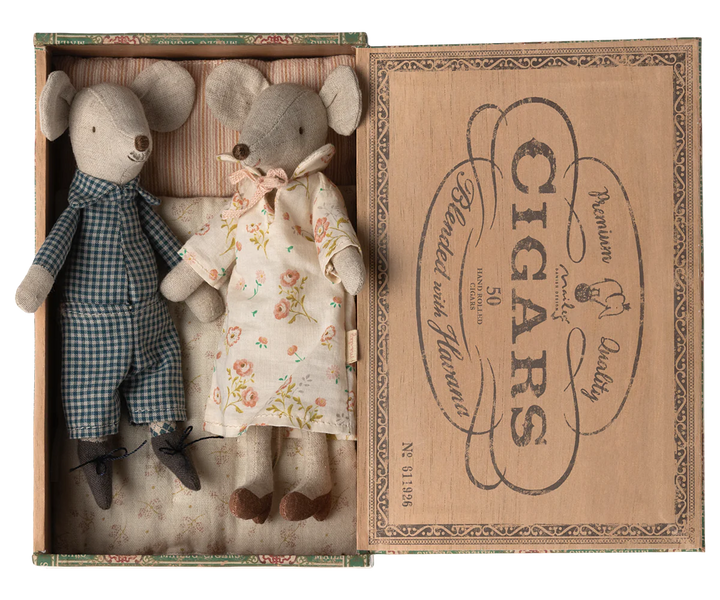 Maileg Grandma and Grandpa Mice In Their Cigar Box Bed