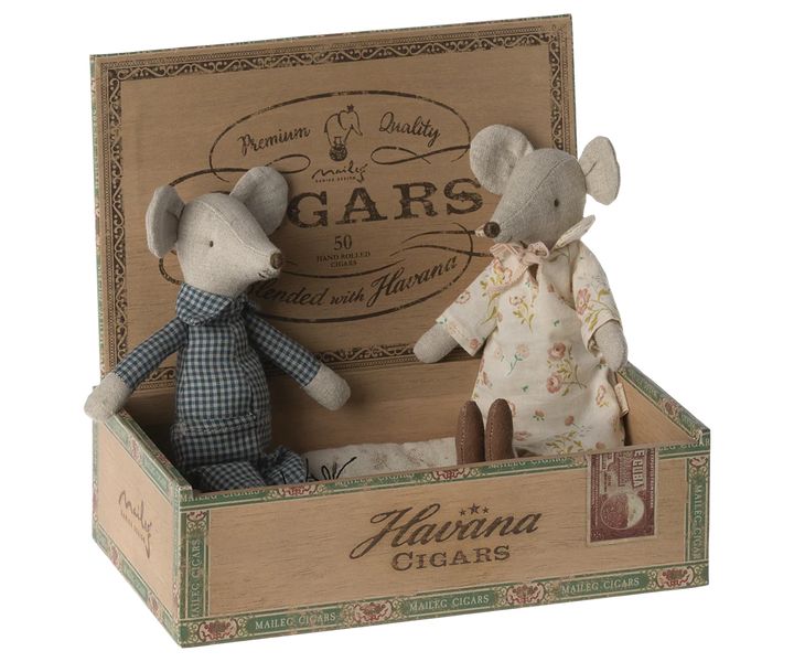 Maileg Grandma and Grandpa Mice In Their Cigar Box Bed