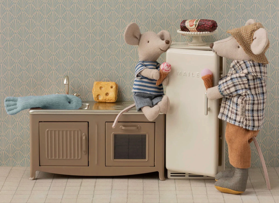Granddad Mouse