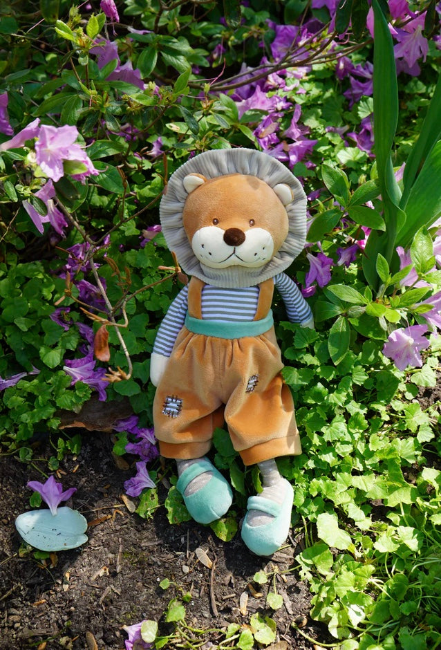 Happy Mael the Lion by Bukowksi Bears