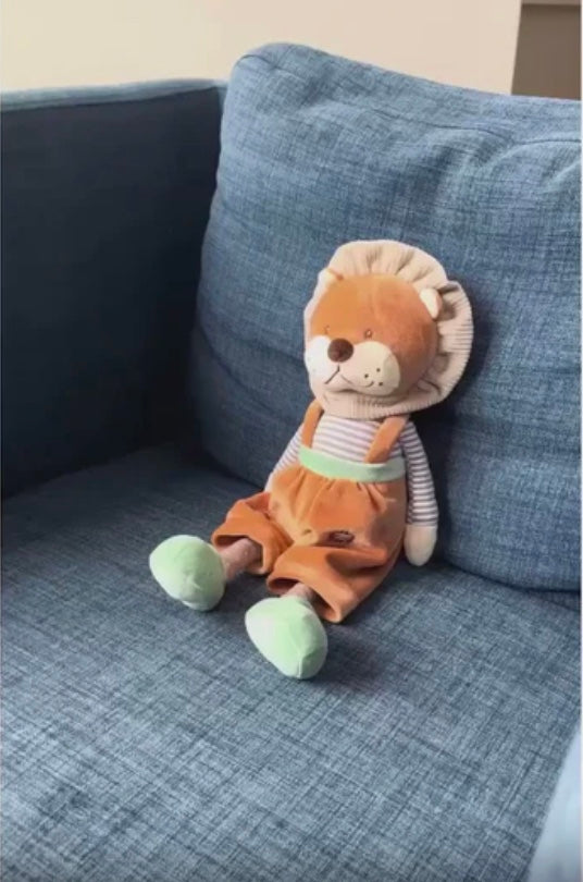 Happy Mael the Lion by Bukowksi Bears