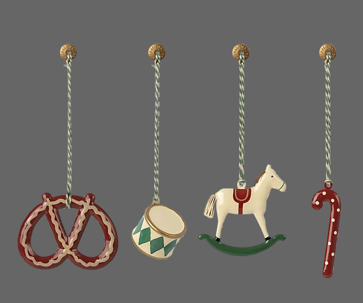 Maileg Metal Ornament Set, Peter&