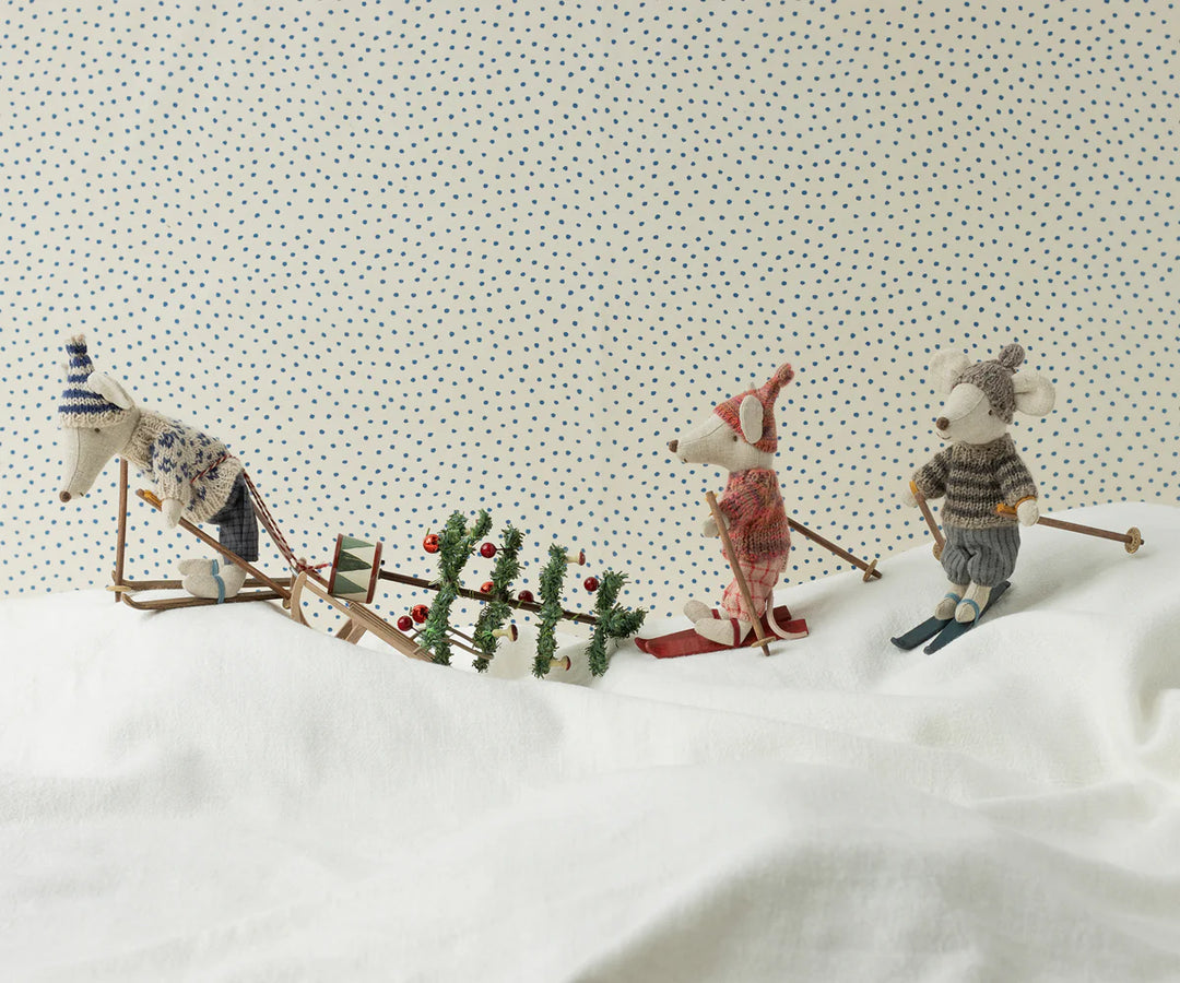 Winter Mouse with Ski Set, Big Sister - Rose by Maileg