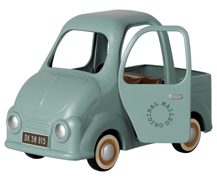 *Preorder* Maileg Truck, Mouse (estimated arrival early November)