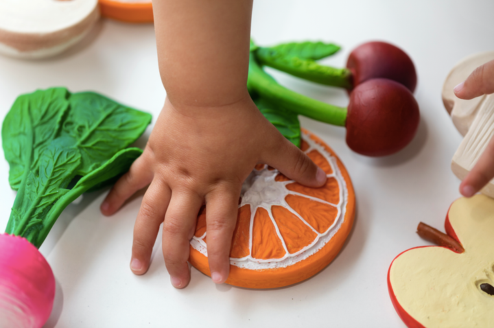 Clementino the Orange – Natural Rubber Teether & Bath Toy