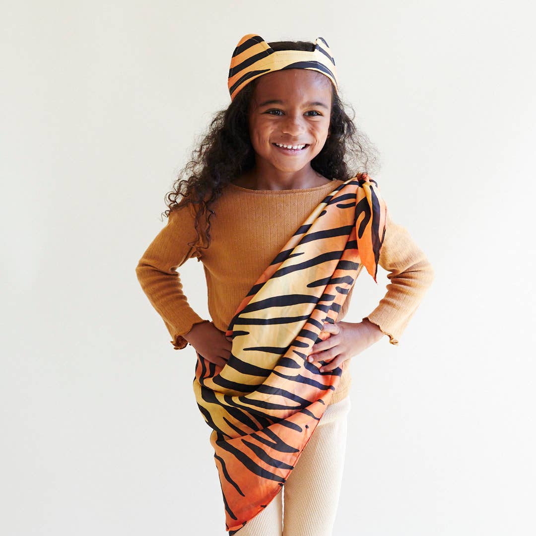 Sarah’s Silks – Tiger Playsilk