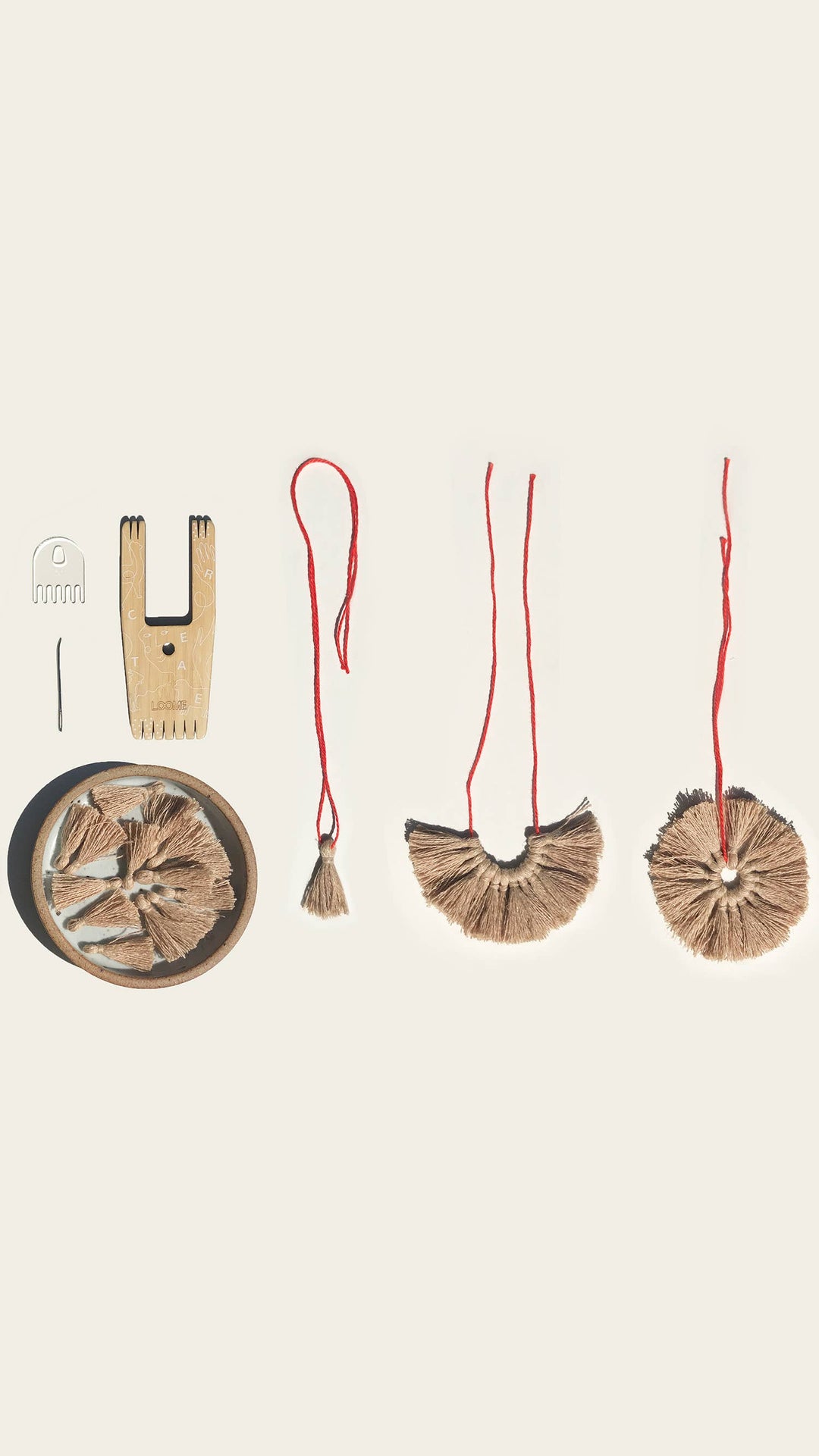 5-IN-1 Pom Pom Maker