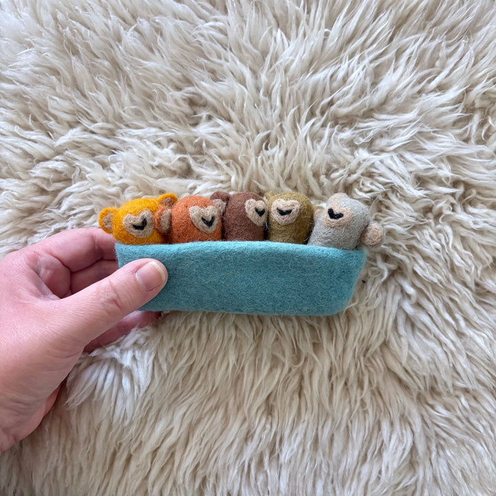 Pocket Pals 5 Little Monkeys Jumping on the Bed
