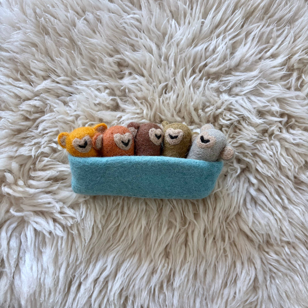 Pocket Pals 5 Little Monkeys Jumping on the Bed