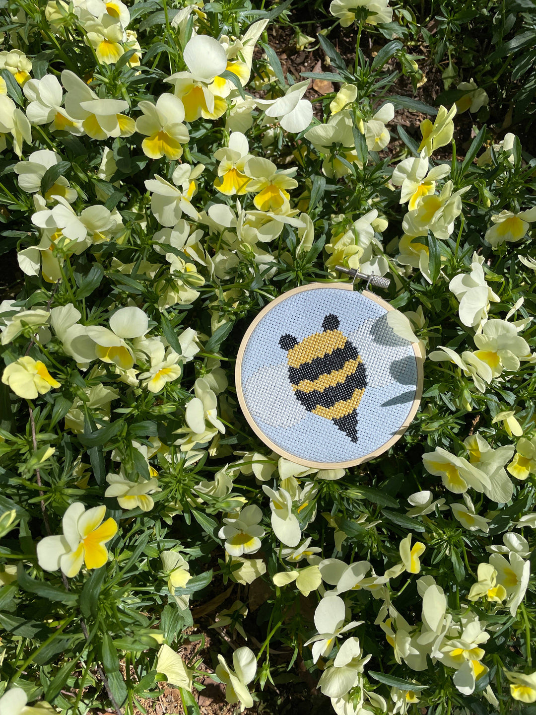 Busy Bee by Mary Engelbreit Counted Cross Stitch DIY KIT